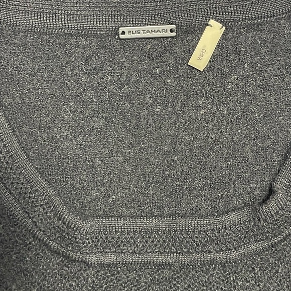 Elie Tahari 100% Merino Wool Fringe Front Candace Sleeveless Black Top Small - Picture 7 of 8